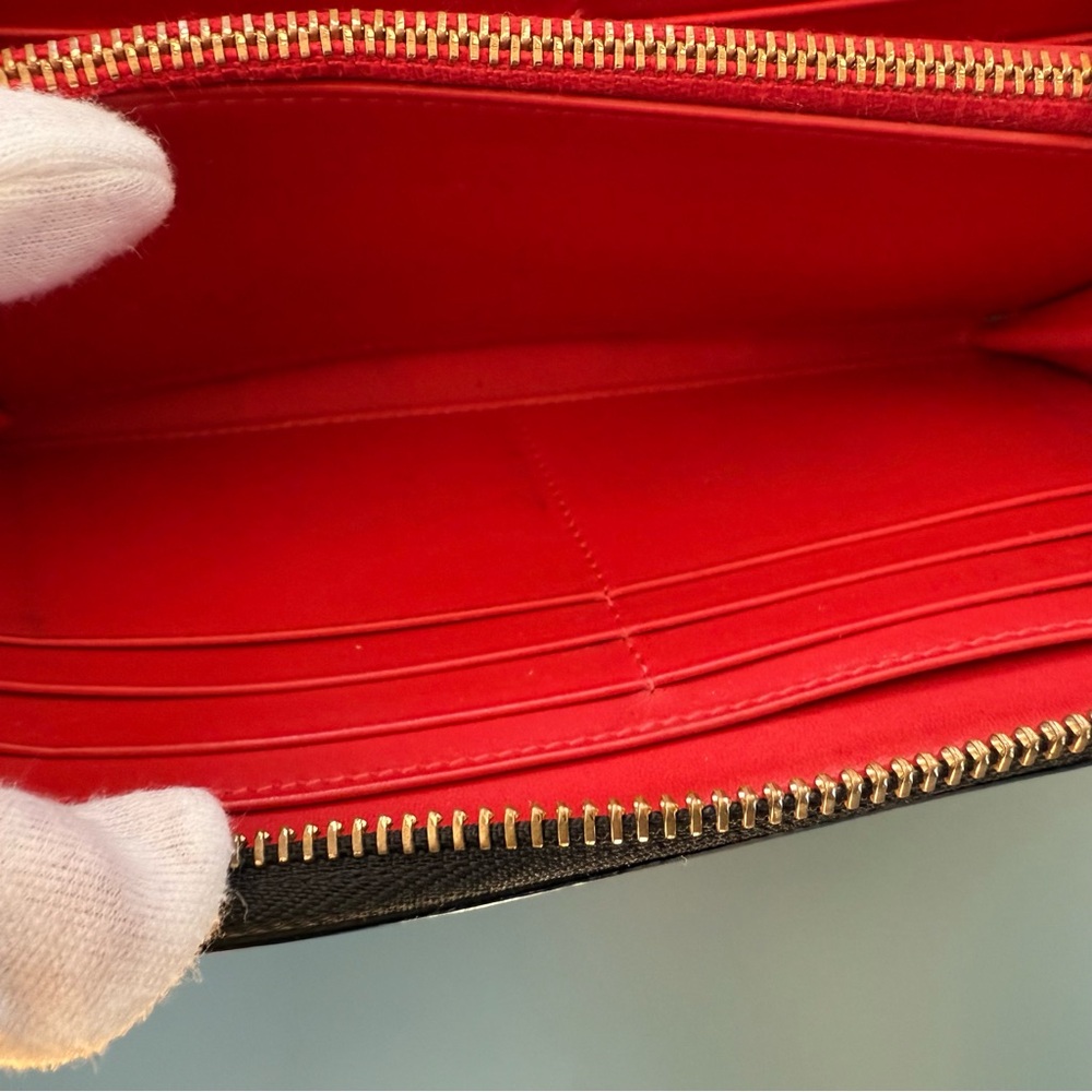 Christian Louboutin Panettone Wallet, Black With Gold Logo Embroidery, RARE - Picture 11 of 16